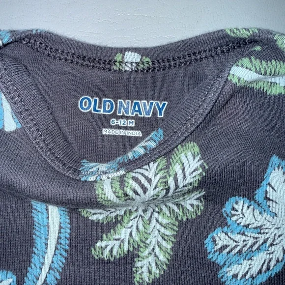 Old Navy Tropical Print Charcoal Baby Bodysuit - Picture 2 of 2